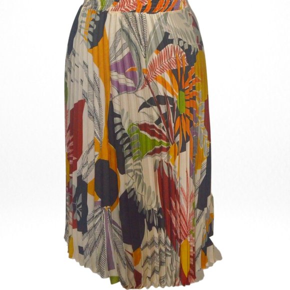 Zara Basic - Picture 1 of 2